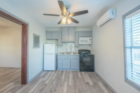 7124 Avenue F 7 Houston TX 77011
