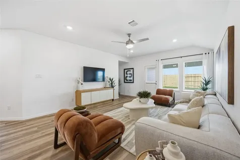 5208 Greengrass Willow Way Houston TX 77048