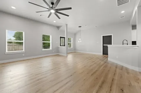 169 Forest Heights Lane Montgomery TX 77316