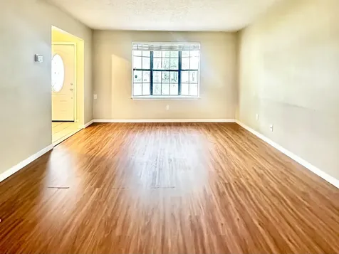 536 Castlelake Drive Friendswood TX 77546