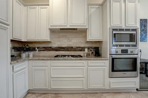 327 Twin Timbers Lane Kemah TX 77565