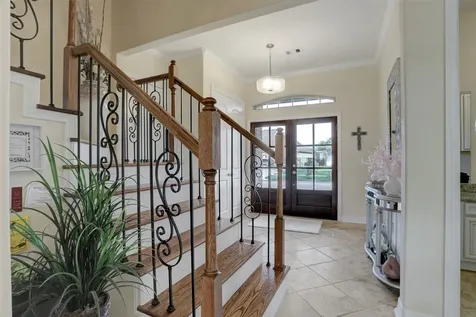 327 Twin Timbers Lane Kemah TX 77565