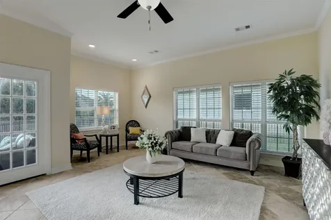 327 Twin Timbers Lane Kemah TX 77565