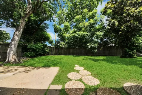 4710 Lotus Street Houston TX 77045