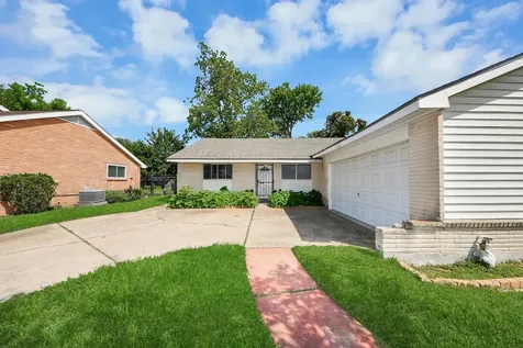 4710 Lotus Street Houston TX 77045