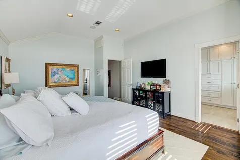 1095 Redfish Street Bayou Vista TX 77563