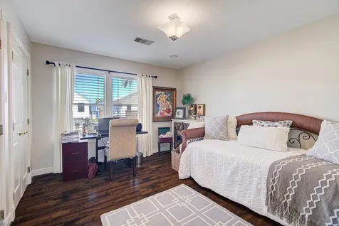 1095 Redfish Street Bayou Vista TX 77563
