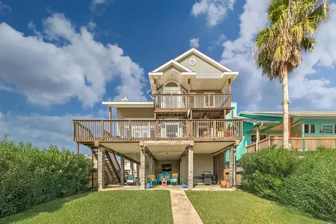 1095 Redfish Street Bayou Vista TX 77563