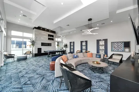 5455 Richmond Avenue 3028 Houston TX 77056