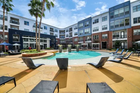 5455 Richmond Avenue 3028 Houston TX 77056