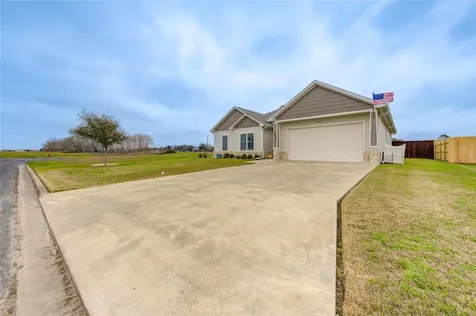 2006 Lynn Street El Campo TX 77437