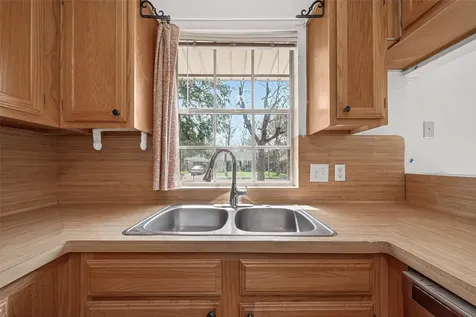 3111 E Heatherock Circle Sugar Land TX 77479