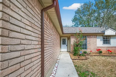 3111 E Heatherock Circle Sugar Land TX 77479