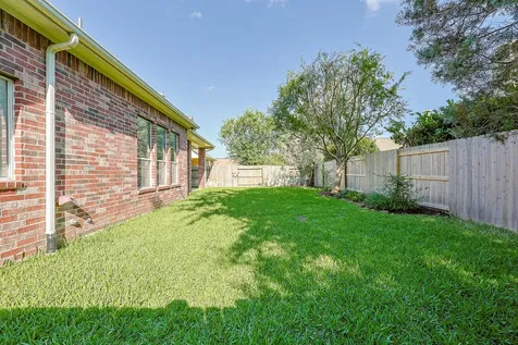 6726 Hawsley Way Sugar Land TX 77479