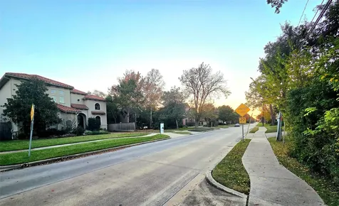 851 Jaquet Drive Bellaire TX 77401