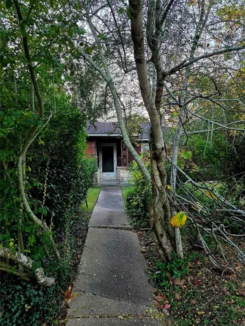 851 Jaquet Drive Bellaire TX 77401