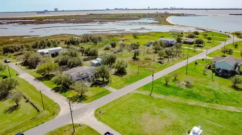 0 Overton Avenue Port Bolivar TX 77650