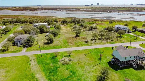0 Overton Avenue Port Bolivar TX 77650