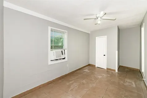4610 Schroeder Street 2 Houston TX 77011