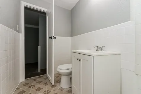 4610 Schroeder Street 2 Houston TX 77011