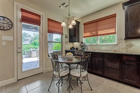 18 Shire Glen Place The Woodlands TX 77354
