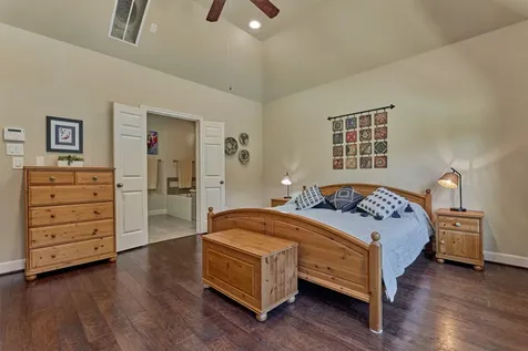 18 Shire Glen Place The Woodlands TX 77354