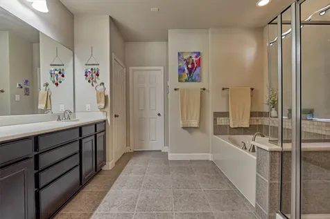 18 Shire Glen Place The Woodlands TX 77354
