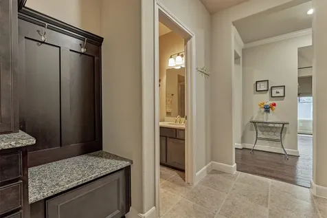 18 Shire Glen Place The Woodlands TX 77354