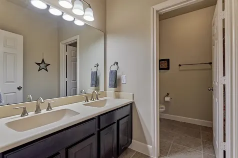 18 Shire Glen Place The Woodlands TX 77354