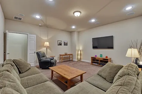18 Shire Glen Place The Woodlands TX 77354