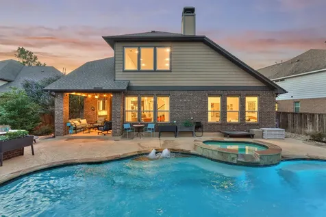 18 Shire Glen Place The Woodlands TX 77354