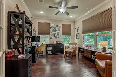 18 Shire Glen Place The Woodlands TX 77354