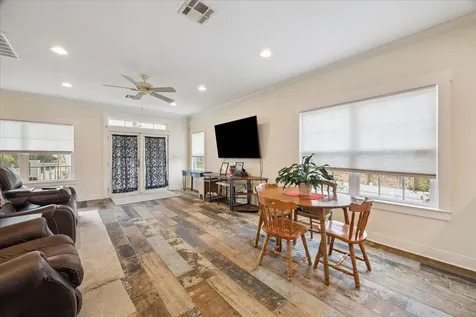 4424 Country Club Drive Dickinson TX 77539