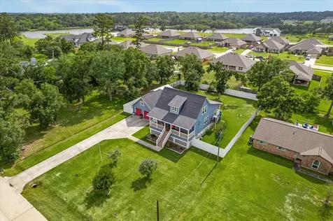 4424 Country Club Drive Dickinson TX 77539