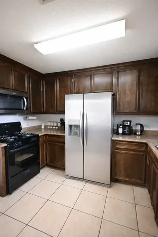 250 7th Street Hempstead TX 77445