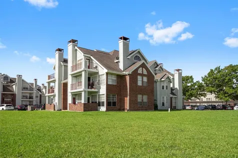 10630 Westbrae Parkway 606 Houston TX 77031