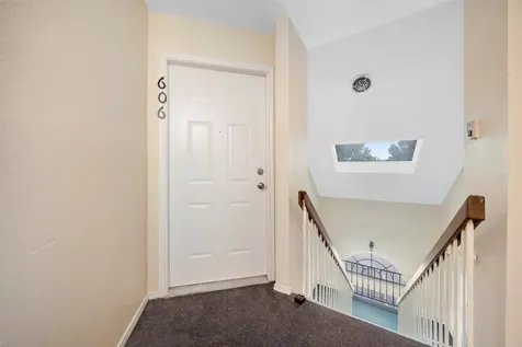 10630 Westbrae Parkway 606 Houston TX 77031