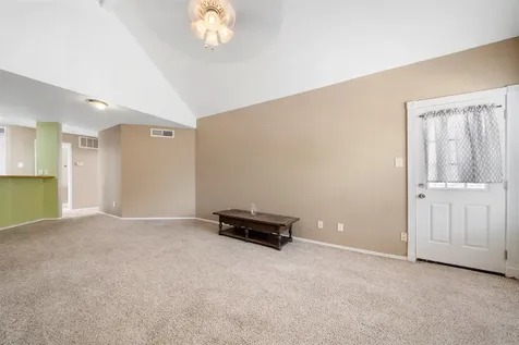 10630 Westbrae Parkway 606 Houston TX 77031