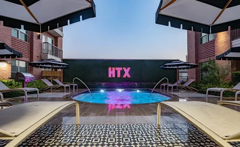 160 Birdsall Street 2302 Houston TX 77007