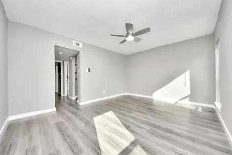 6311 Riverview Way Houston TX 77057