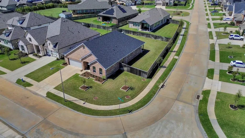 21231 Grey Bloom Avenue Tomball TX 77377