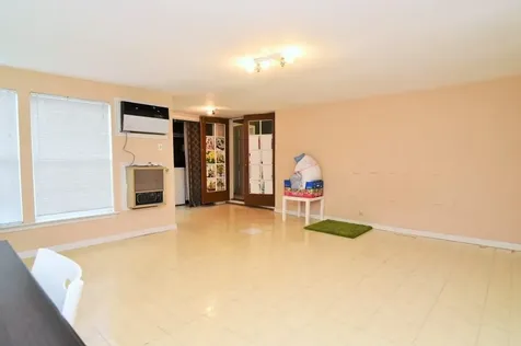 1961 Dryden Road Houston TX 77030