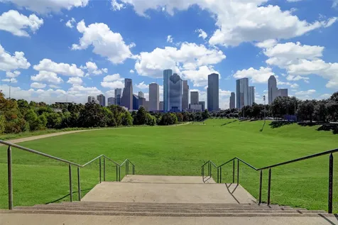14 Greenway Plaza 10p Houston TX 77046