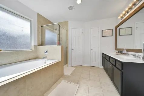 1279 Pinto Pass Alvin TX 77511