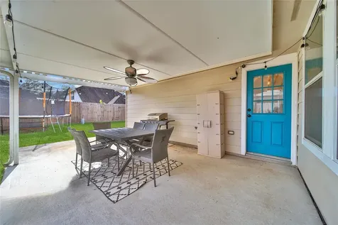1279 Pinto Pass Alvin TX 77511