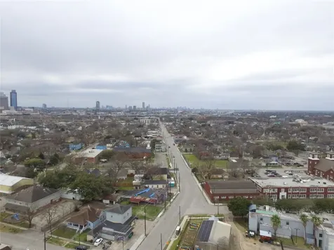 1903 Chapman Street Houston TX 77009