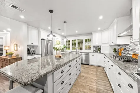 18602 Tanager Lane Tomball TX 77377