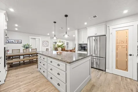 18602 Tanager Lane Tomball TX 77377