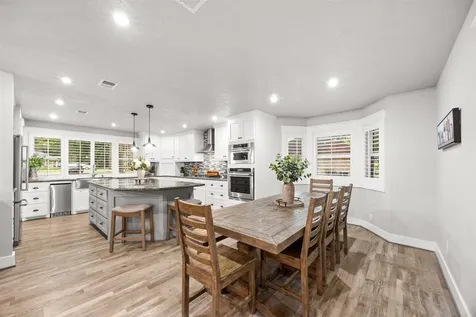 18602 Tanager Lane Tomball TX 77377