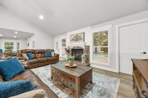18602 Tanager Lane Tomball TX 77377